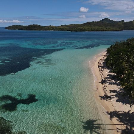 Coconut Beach Resort Tavewa Island Exterior photo