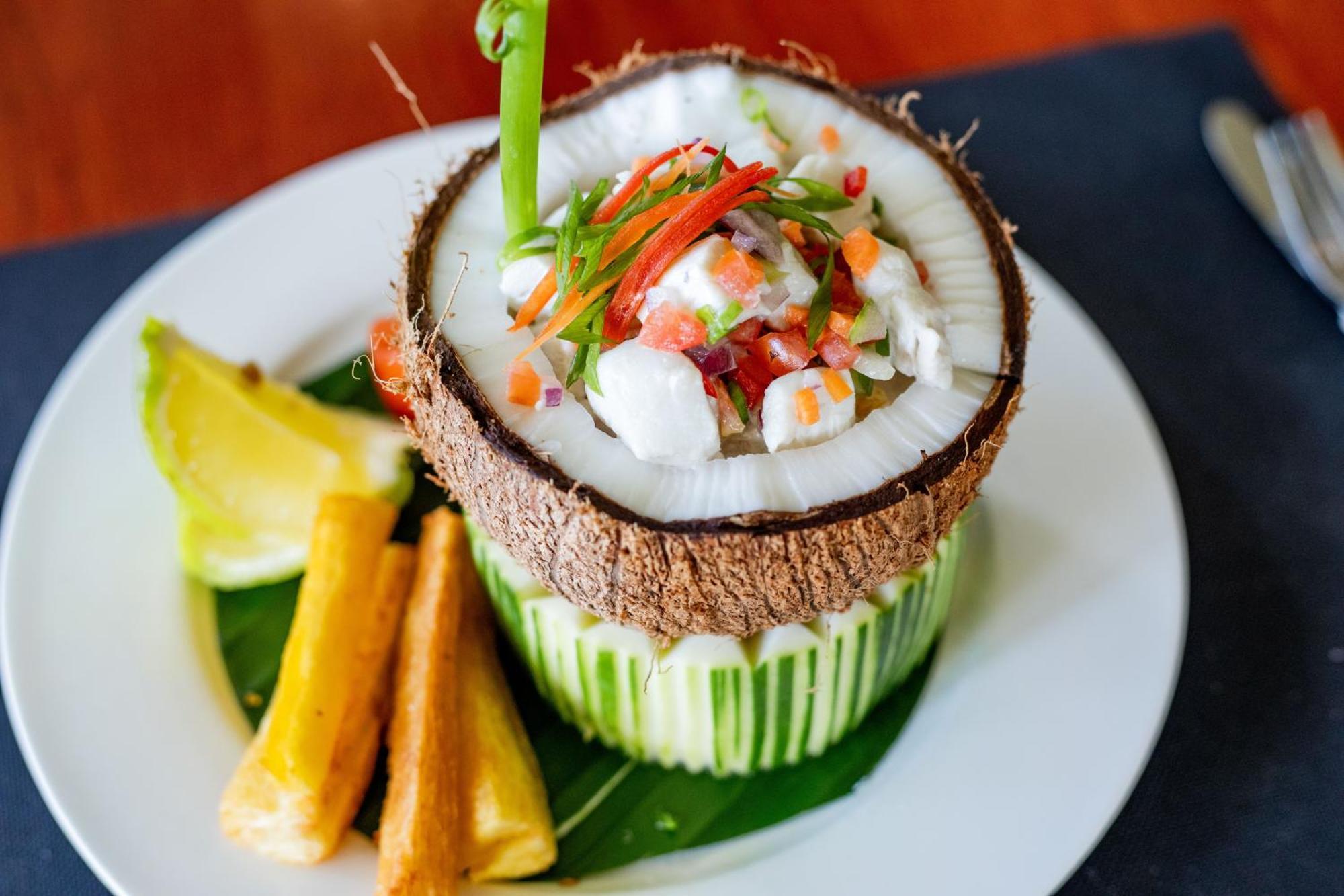 Coconut Beach Resort Tavewa Island Exterior photo