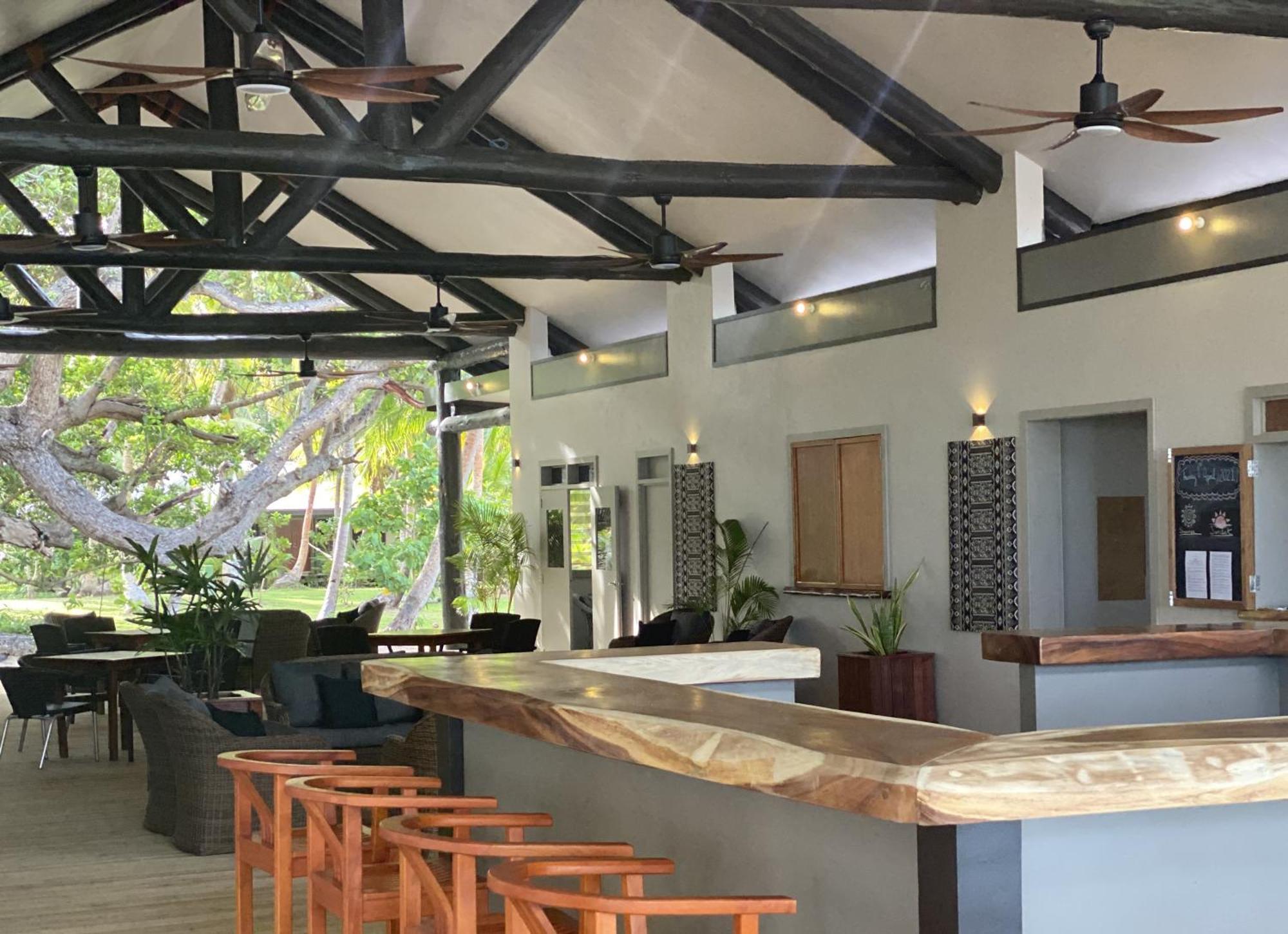 Coconut Beach Resort Tavewa Island Exterior photo